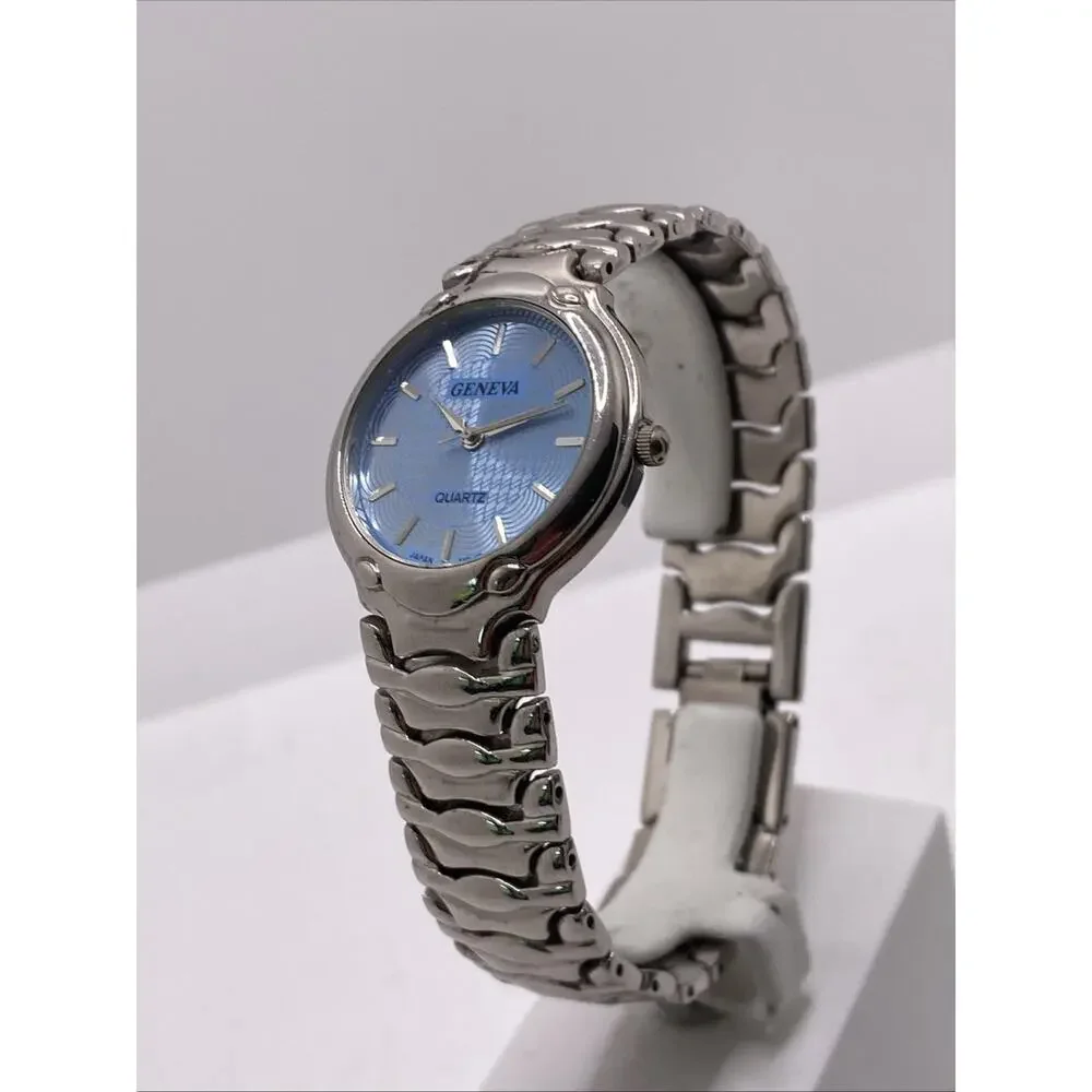 Geneva Womens Vintage Blue Dial Watch Works New Battery